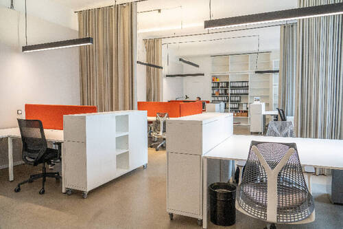 Bild 1 - Fix-Desk PREMIUM: Moderner Co-Working-Loft in Berlin-Mitte, inkl. Service