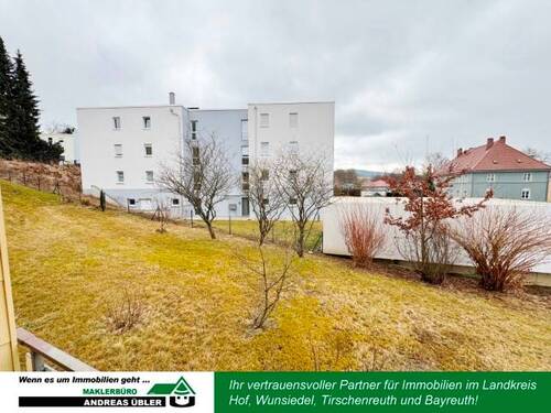 Ausblick Balkon - 3 Zimmer Etagenwohnung zum Kaufen in Wunsiedel