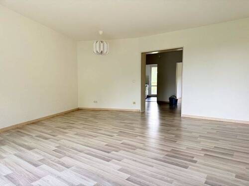 Wohnzimmer I - 2 Zimmer Etagenwohnung in Ahrensburg