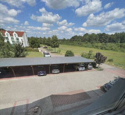 Parkplatz mit Stellflächen - 