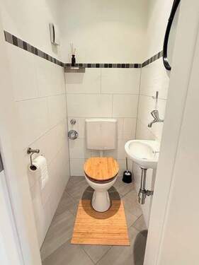 WC - 