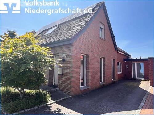 Seitliche Ansicht - Raumwunder! Großes Einfamilienhaus in Nordhorn