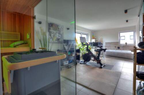 Wellnessbereich Sauna Büro - 