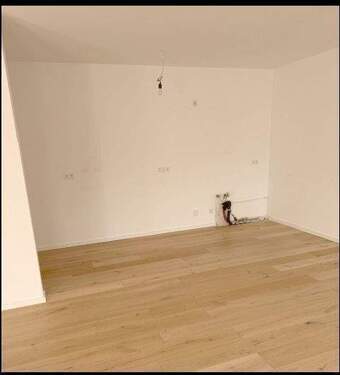 Küchenzeile - Anschluß - 3 Zimmer Etagenwohnung in Kaarst