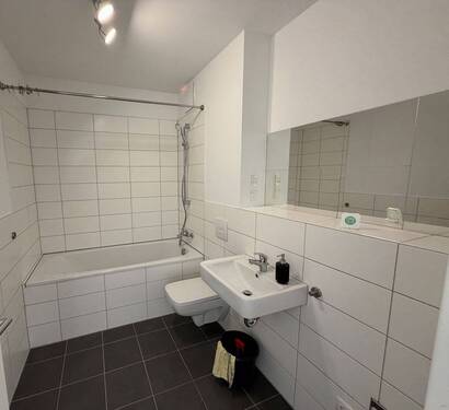 großes Wannenbad - 