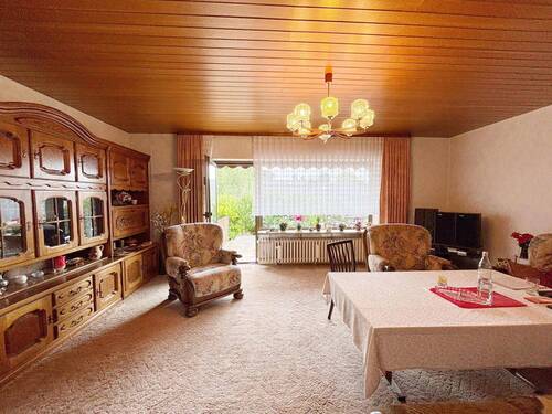 Wohn- Esszimmer - 