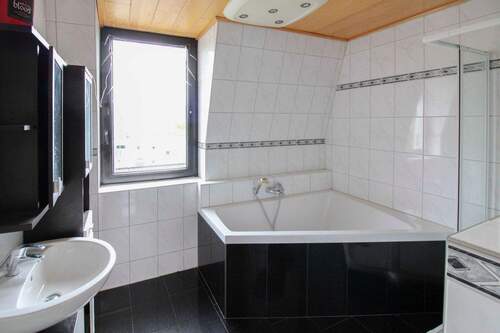 weitere Ansicht Badezimmer - 