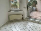 Beispiel Gartenwohnung Essbereich mit Terrasse - 