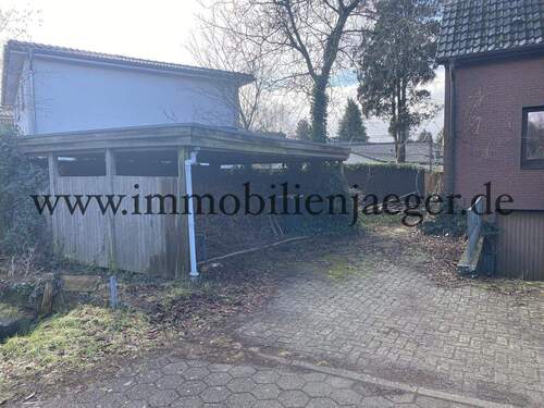 Car-Port - 1 Zimmer Einfamilienhaus in Hamburg