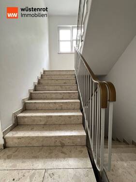 Beispielfoto Treppenhaus - 