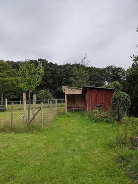 Wiese mit Gartenhaus - Einfamilienhaus mit 148,00 m² in Stolberg (Rheinland) zum Kaufen