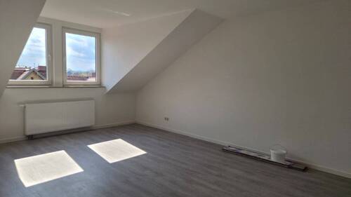 WhatsApp Image 2026-04-19 at 19.32.15 (2).jpeg - 3 Zimmer Etagenwohnung in Apolda