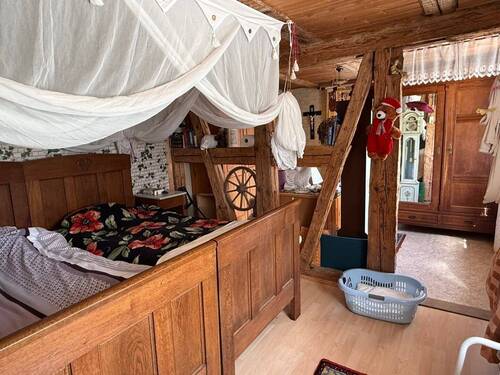 Schlafzimmer mit Wohlfühlcharakter - 