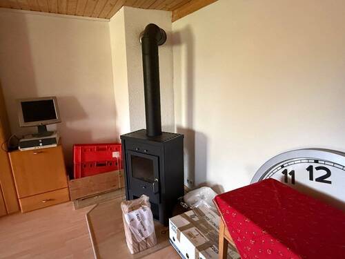 Kaminofen im Wohnzimmer - 