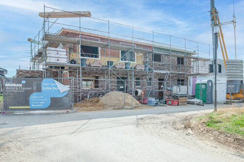 WWW.BOUWENS.DE - Modernes Wohnen: Neubau-Doppelhaushälfte mit Garage und Garten in Gangelt!