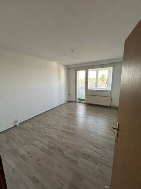 Wohnzimmer mit Wintergarten - 