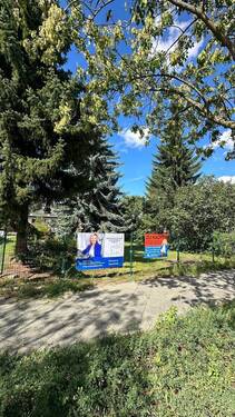 Zu Kaufen - KAULSDORF: Kleiner Bungalow für die handwerklich begabte Familie