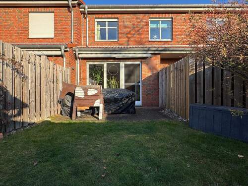 Hausansicht (Südseite) / Terrasse - 