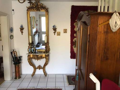 Flur - 5 Zimmer Einfamilienhaus in Berlin