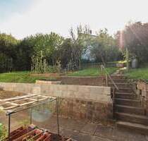 MFH mit 4 Einheiten und Top-Potenzial in Sackgassenlage - Reutlingen Sondelfingen