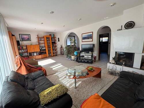 Wohnzi / Blick v.d. Sitzecke - 