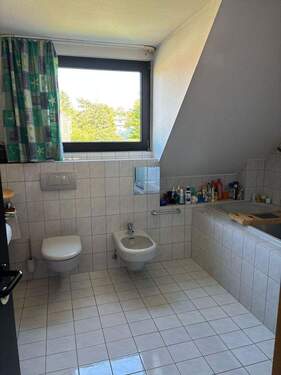 Bad / Toilette + Bidet - 