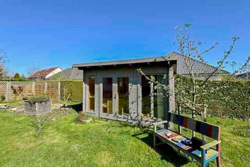 Externes kleines Haus mit Saunabereich - 