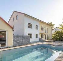Großes Mehrfamilienhaus, Pool u. Doppelgarage, gepflegt, teilrenoviert - Bes: FR 29.5. ind. Vereinb. - München Feldmoching-Hasenbergl