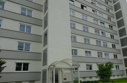 Hausansicht - Etagenwohnung mit 67,00 m&sup2; in Neu-Ulm zum Kaufen