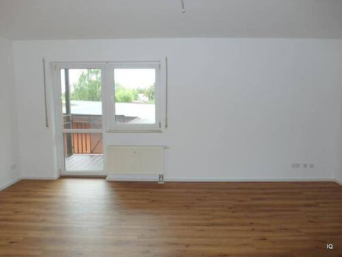 Wohnbereich/Schlafen - 1 Zimmer Etagenwohnung in Radebeul