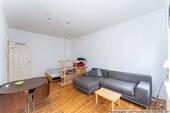 Schlaf- und Wohnbereich - 1 Zimmer Etagenwohnung in Berlin