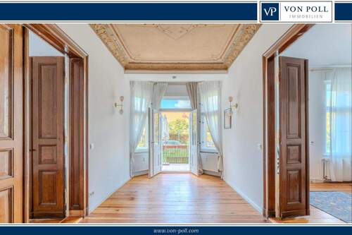 Entrée - Jugendstil trifft Moderne: Sofort bezugsfreie 4-Zimmer-Erdgeschosswohnung mit kleinem Garten und Smarthome-System