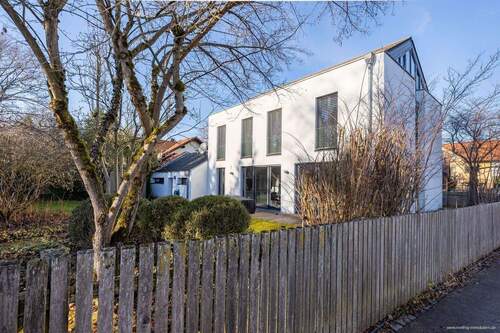 Außenansicht - 5 Zimmer Einfamilienhaus in Hohenbrunn