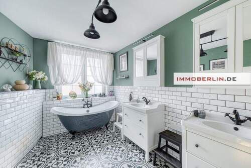 1.jpg - Einfamilienhaus mit 250,00 m&sup2; in Golßen zum Kaufen