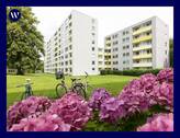 Wohnen im Grünen - Wohnen im Grünen! Renovierte 3-Zimmer-Wohnung mit Balkon + Tageslichtbad, guter Schnitt + Stellplatz