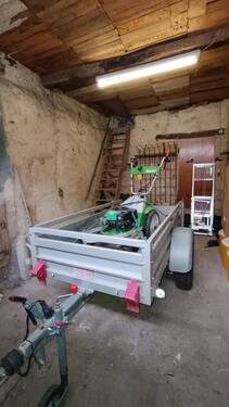 Garage Scheune) und Aufgang - 