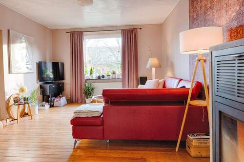 Wohnzimmer - Einfamilienhaus mit 138,00 m&sup2; in Wunstorf zum Kaufen