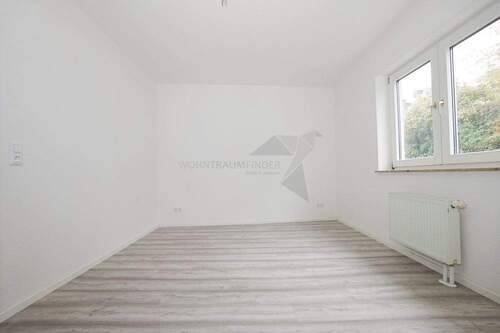 Schlafzimmer - Etagenwohnung mit 60,90 m&sup2; in Meerane zur Miete