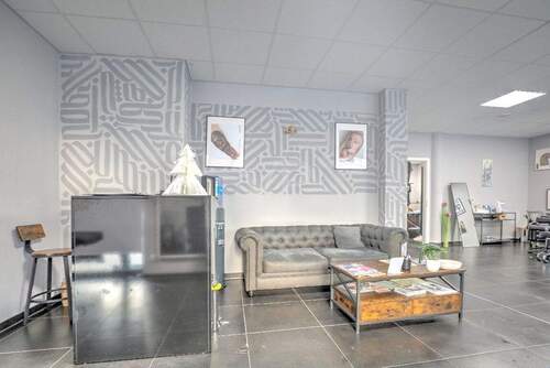 Empfang - Gewerbeobjekt (Büro, Produktion, Verkauf) in Bad Friedrichshall zum Kaufen