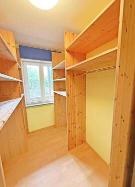 begehbarer Kleiderschrank - 