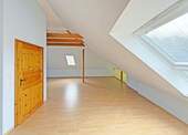 Raum im Dachgeschoss - 
