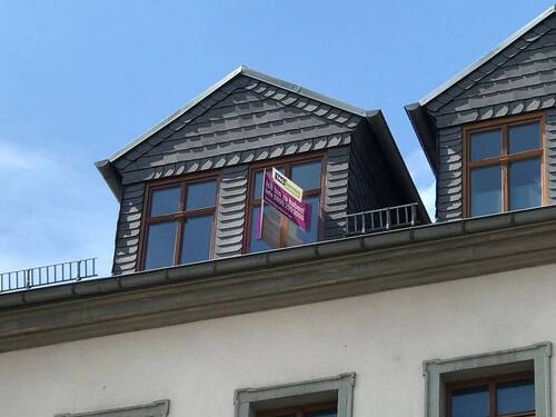 Hausansicht Detail - 3 Zimmer Etagenwohnung zur Miete in Chemnitz