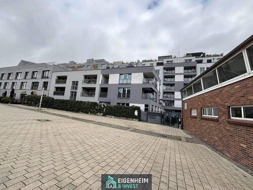 Sicht vom Nordbahnhof - Moderne Dachterrassenwohnung mit Blick über die Stadt