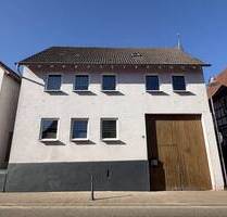 Cooles Einfamilienhaus mit einem idyllischen Flair - Steinweiler