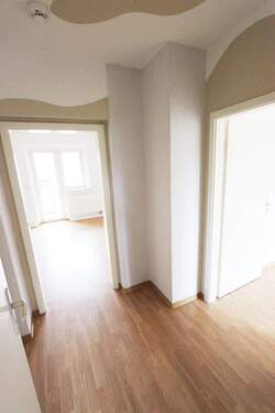 Flurbereich - 2 Zimmer Etagenwohnung zur Miete in Altenburg