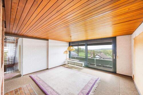 Wohnzimmer - 4 Zimmer Einfamilienhaus in Großbottwar