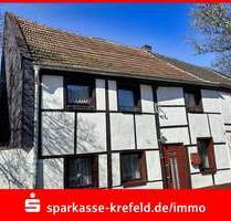 Fachwerkhaus mit Garage im Willicher Zentrum