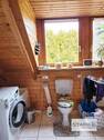 Badezimmer mit Fenstern - 