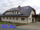 Fassade - IDEAL - Singlewohnung auf dem Land