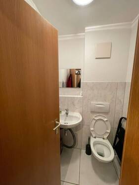 WC - 